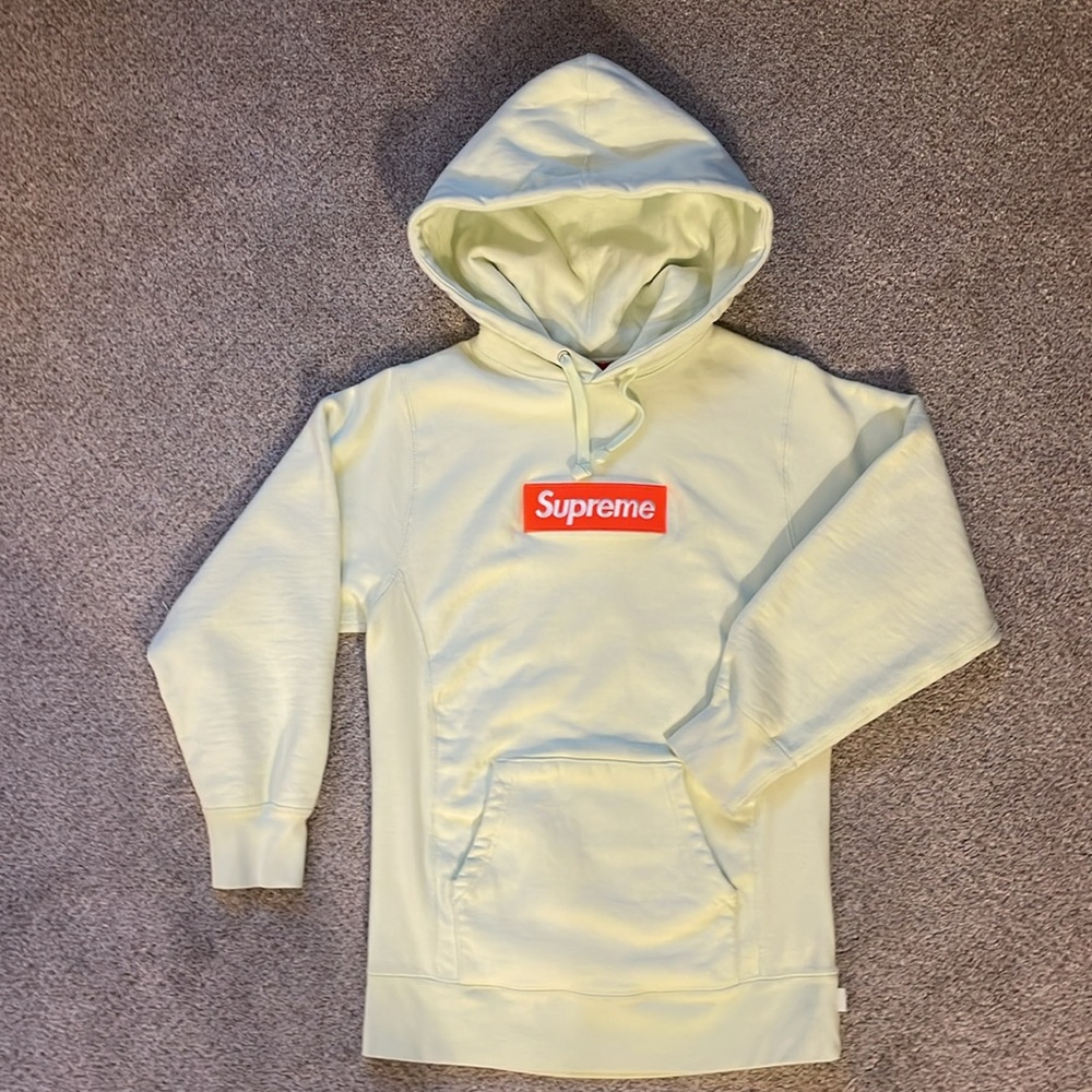 Supreme Hoodie